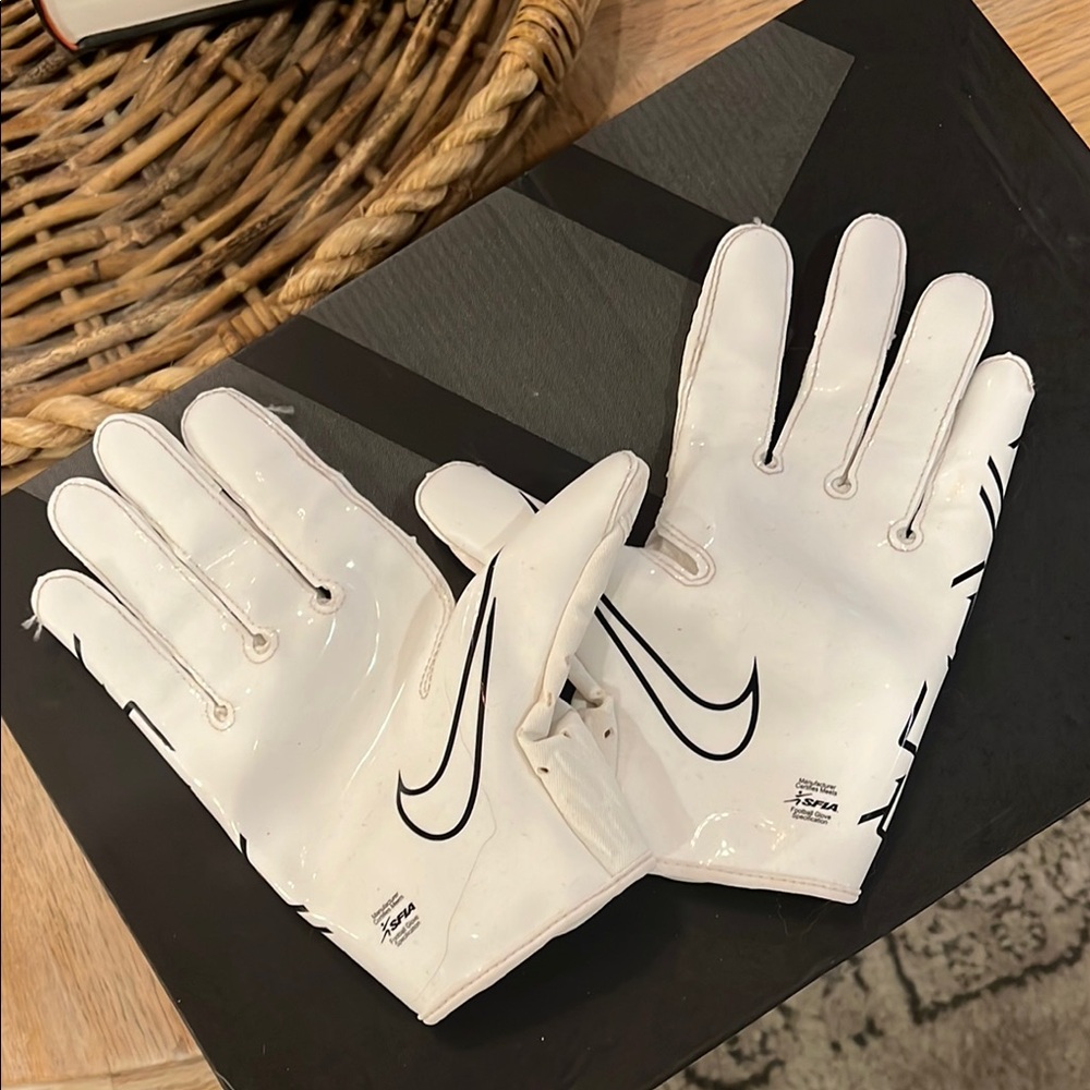 White Nike Sports Gloves